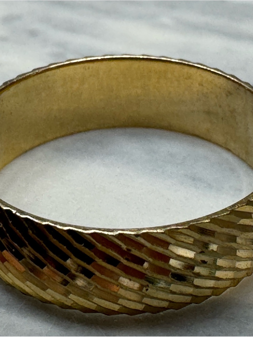 Vintage Brass Wedding Band Ring Size 10 Textured Diamond-Cut Wide Band - Picture 6 of 10